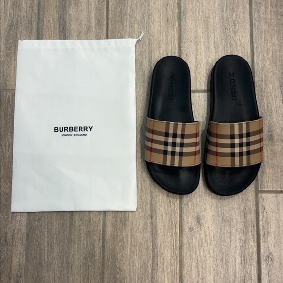 Burberry Men's Black Slides with Beige Vintage Check Strap